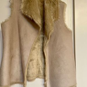 Faux Fur and suede reversible vest size large